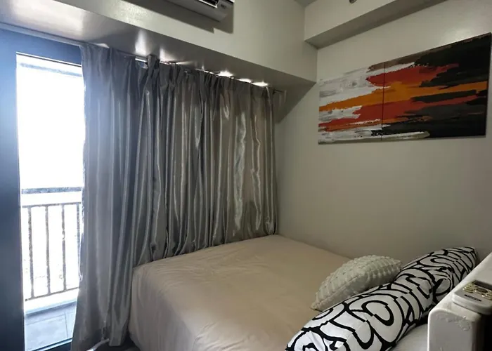 Mysunset At Air Residences Makati Aparthotel